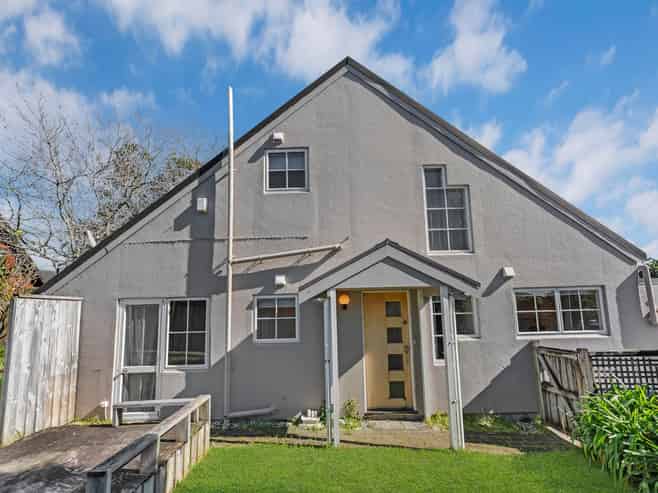 2/163 Whitford Road, Somerville