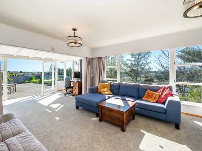 23 Percival Road, Paraparaumu Beach