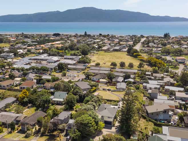 23 Percival Road, Paraparaumu Beach
