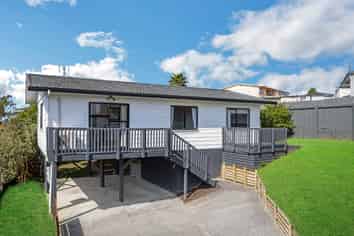1/34A Helena Street, Massey