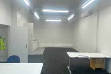 Small Ground Floor Office/Retail in CBD