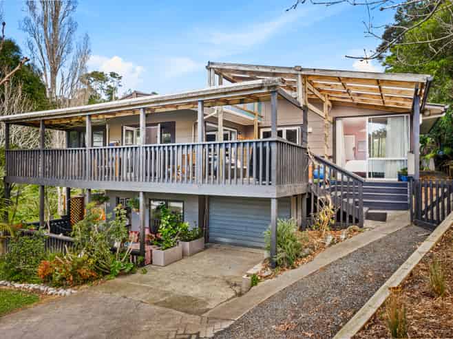 35 Duck Creek Road, Stillwater