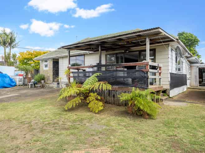 7 Civil Place, Otara