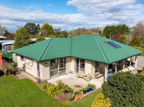 37 Bernera Street, Karitane