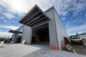 Multiple Warehouse Options