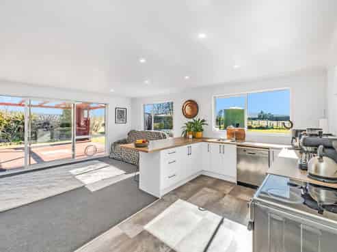 74 Foothills Road, Okuku