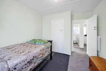 16 Grey Street, Hawera