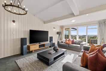 37 Brookfield Terrace, Brookfield