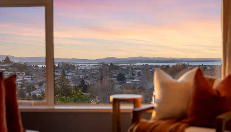 37 Brookfield Terrace, Brookfield