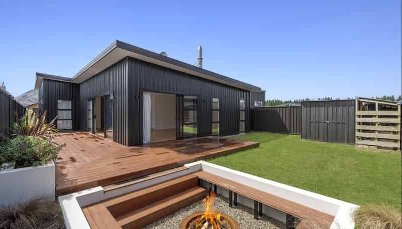 30 Dunn Street, Lake Hawea