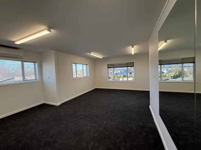 High-Profile First-Floor Tenancy in Strowan