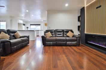 1109A Outram Road, Akina