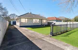 631 Te Atatu Road, Te Atatu Peninsula