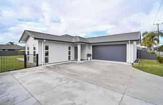 905 Williams Street, Mahora