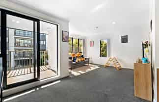 2I/1 Wadier Place, Henderson