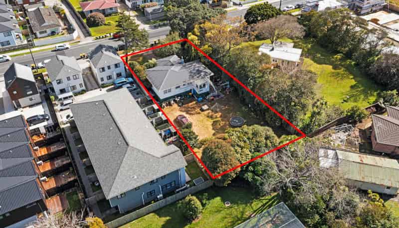 62 Matipo Road, Te Atatu Peninsula