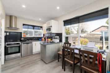 377b Yaldhurst Road, Russley
