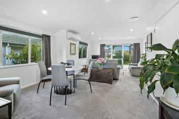 60/16 Rototuna Road, Flagstaff
