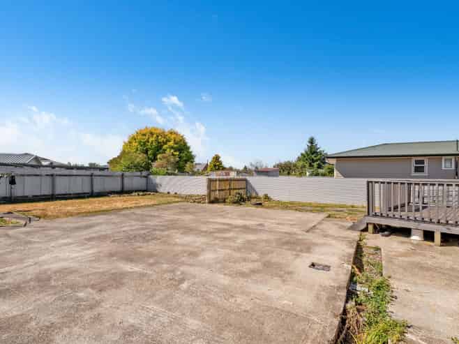 11 River Road, Masterton