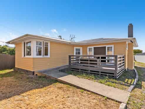 11 River Road, Masterton