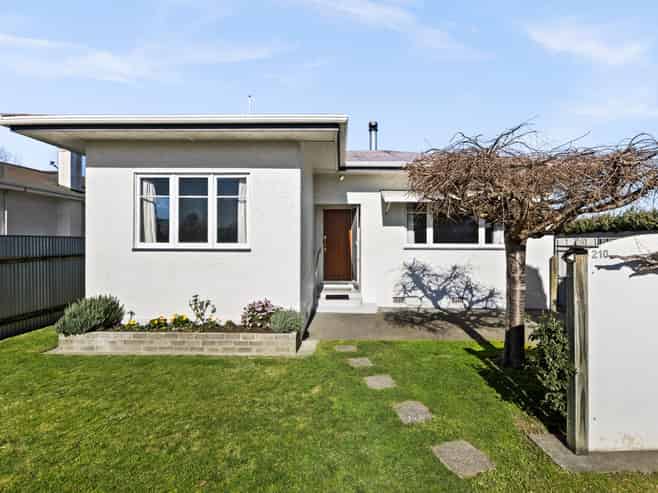 210 Mcleod Street, Camberley