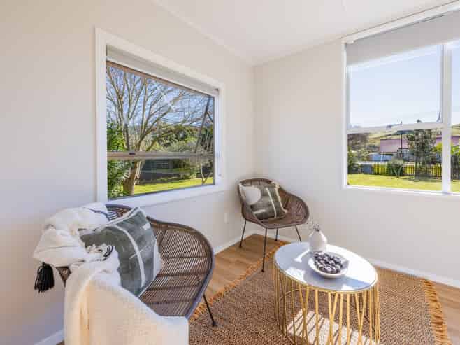 10 Keppel Street, Porangahau