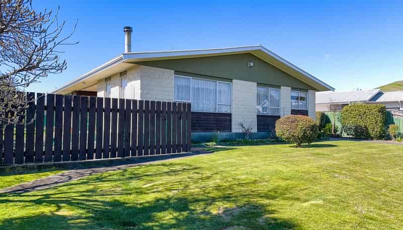 15 Mountain View Road, Witherlea