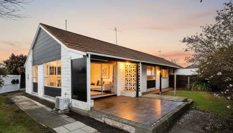 12 Steadman Road, Russley