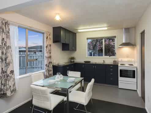 12 Steadman Road, Russley