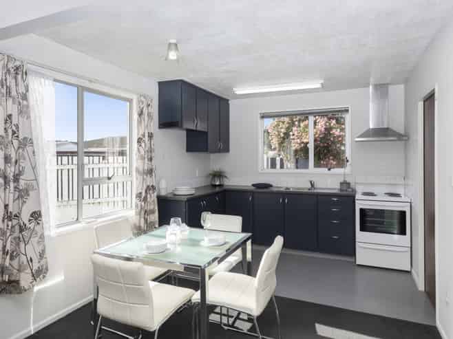12 Steadman Road, Russley