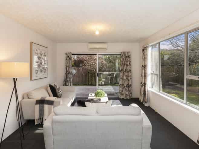 12 Steadman Road, Russley
