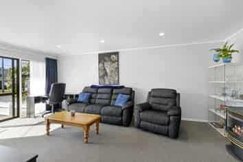 2/50 Kowhai Avenue, Ebdentown
