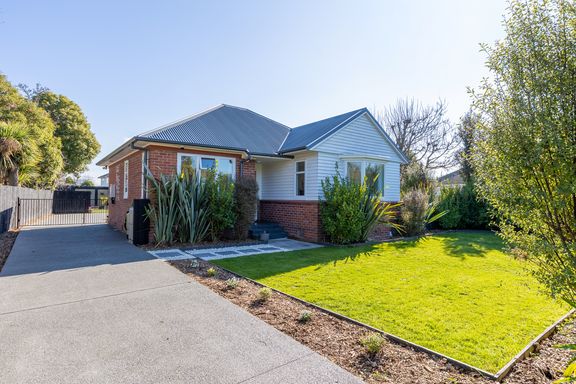 Sold - 36 Piko Crescent, Riccarton - realestate.co.nz