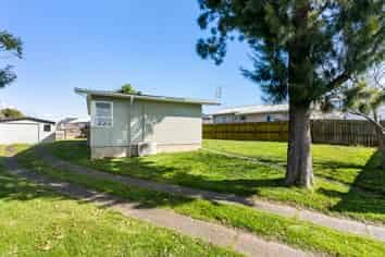 292 Mahia Road, Weymouth
