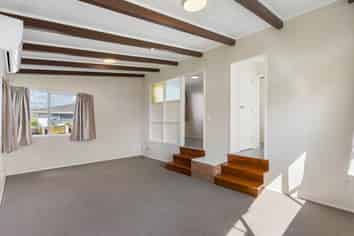 292 Mahia Road, Weymouth