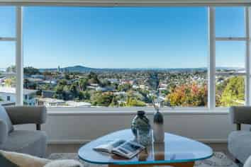 21 Speedy Crescent, Hillcrest