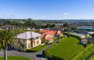 24 Upland Road, Huntly