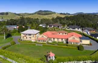 24 Upland Road, Huntly