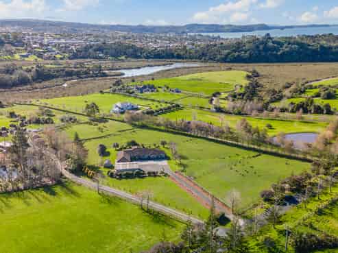 141 Lennon Access Road, Stillwater