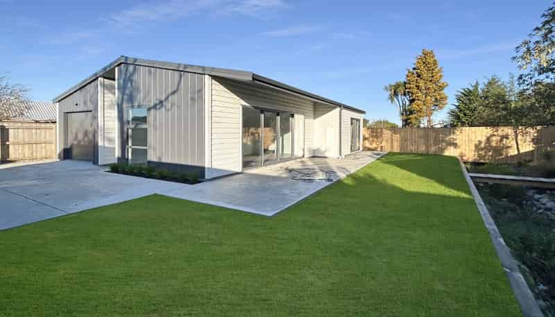 8 Newmia Lane, Masterton