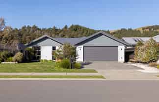 25 Grigg Drive, Witherlea