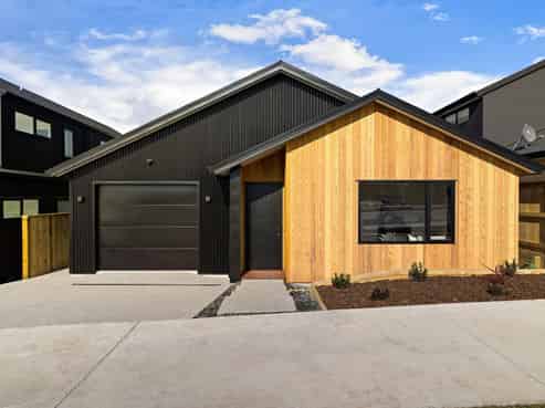 150 Howden Drive, Jacks Point