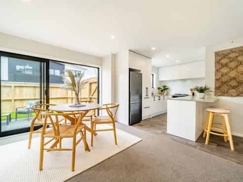 42b Moeraki Road, Maoribank