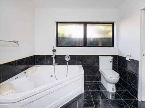 33 Oak Crescent, Ashhurst