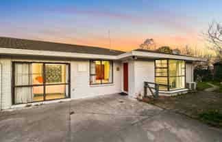 2/37 Karnak Crescent, Russley