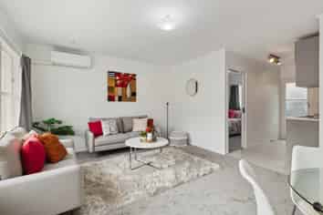 3/10 Landscape road, Mount Eden