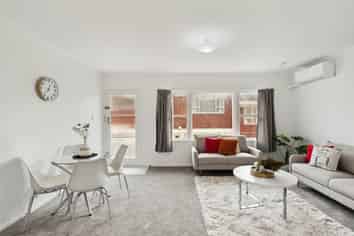3/10 Landscape road, Mount Eden