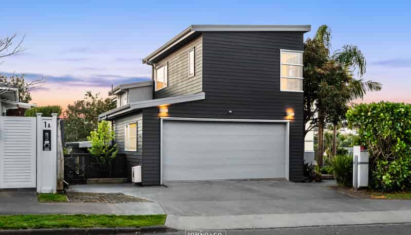 1 Ripon Crescent, Meadowbank