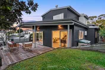 1 Ripon Crescent, Meadowbank