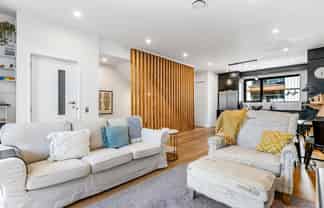 7/16 Williamson Avenue, Belmont